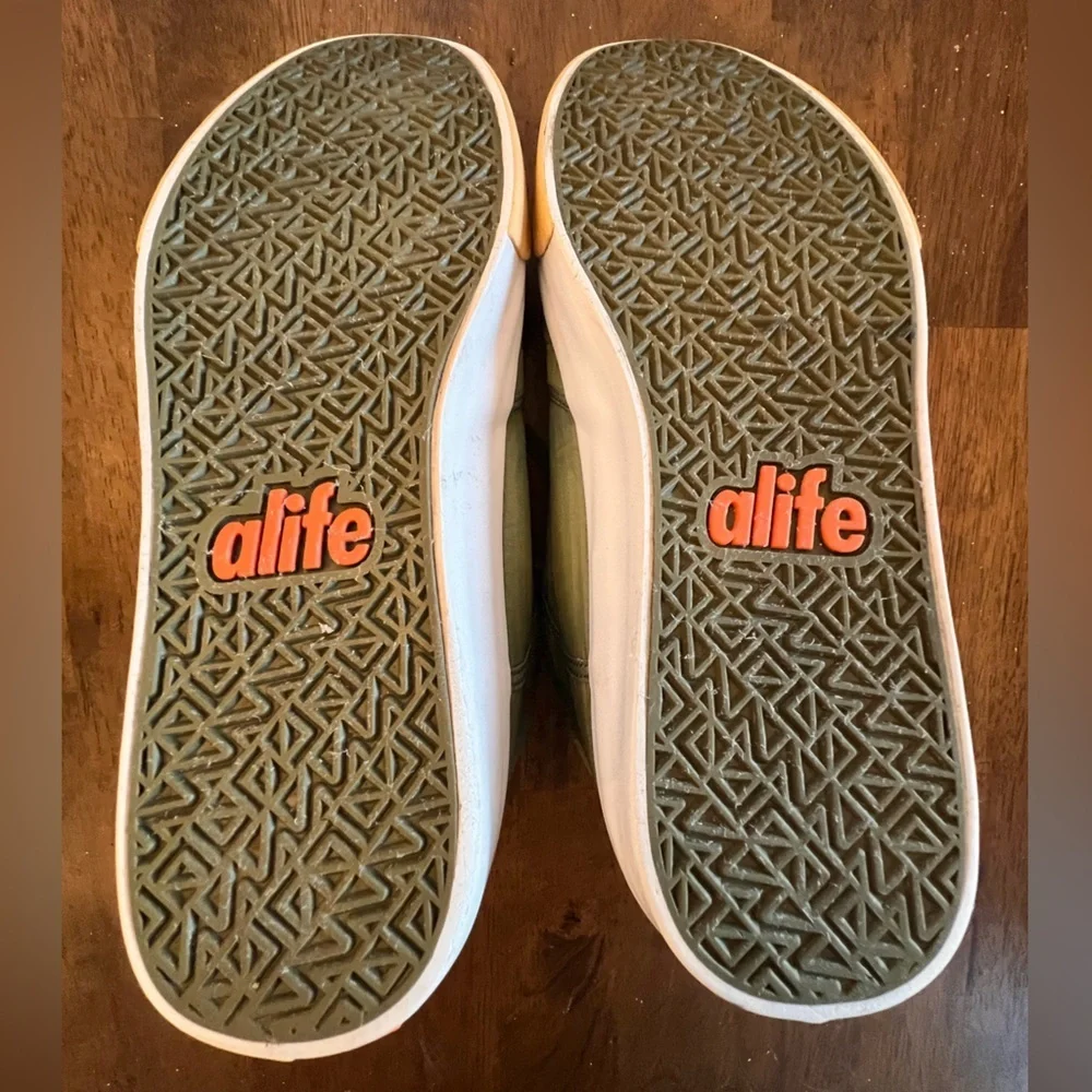 Alife Men's Olive Sneakers
